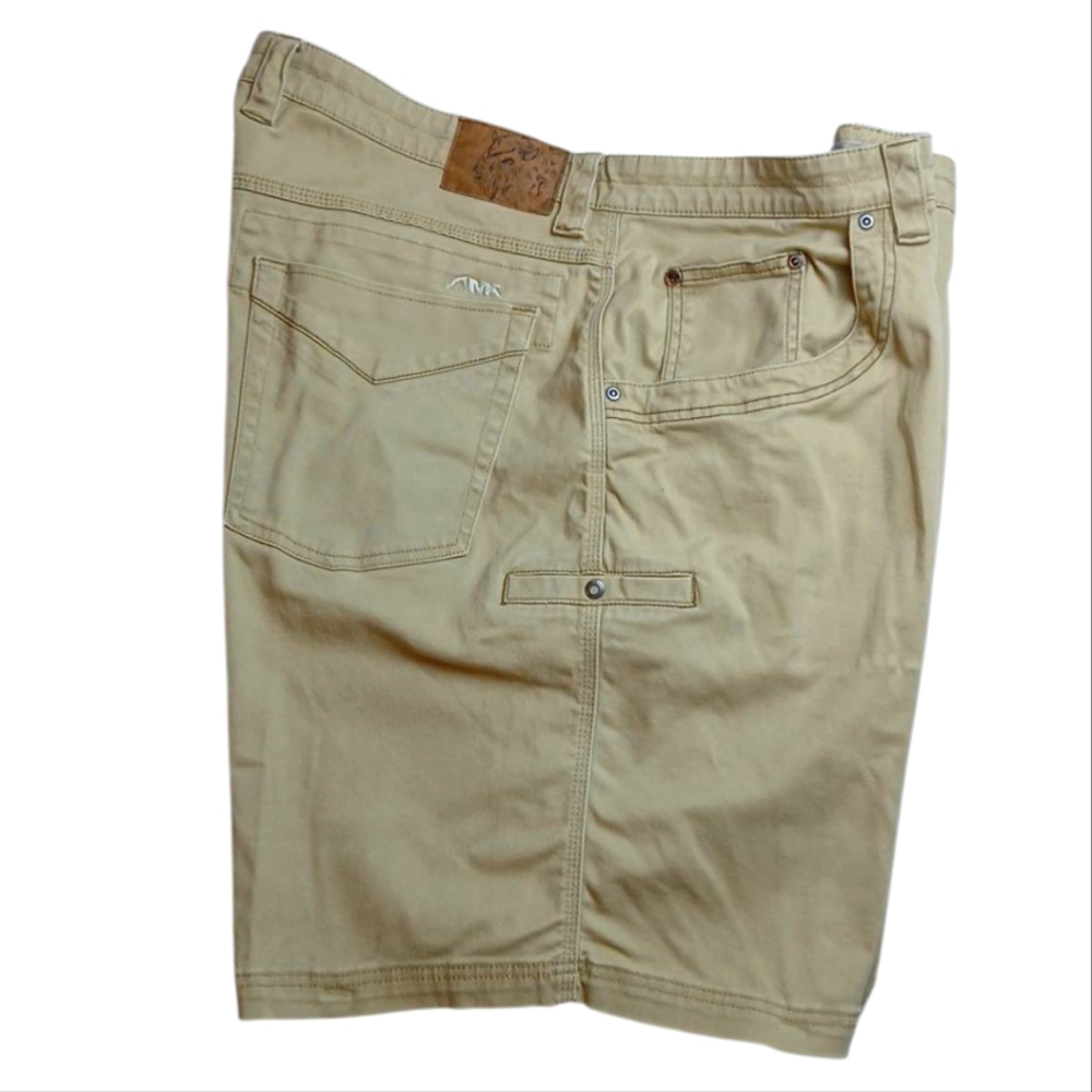 Mountain Khakis Camber 105 Short Classic Fit Retro Khaki Size 44/9"